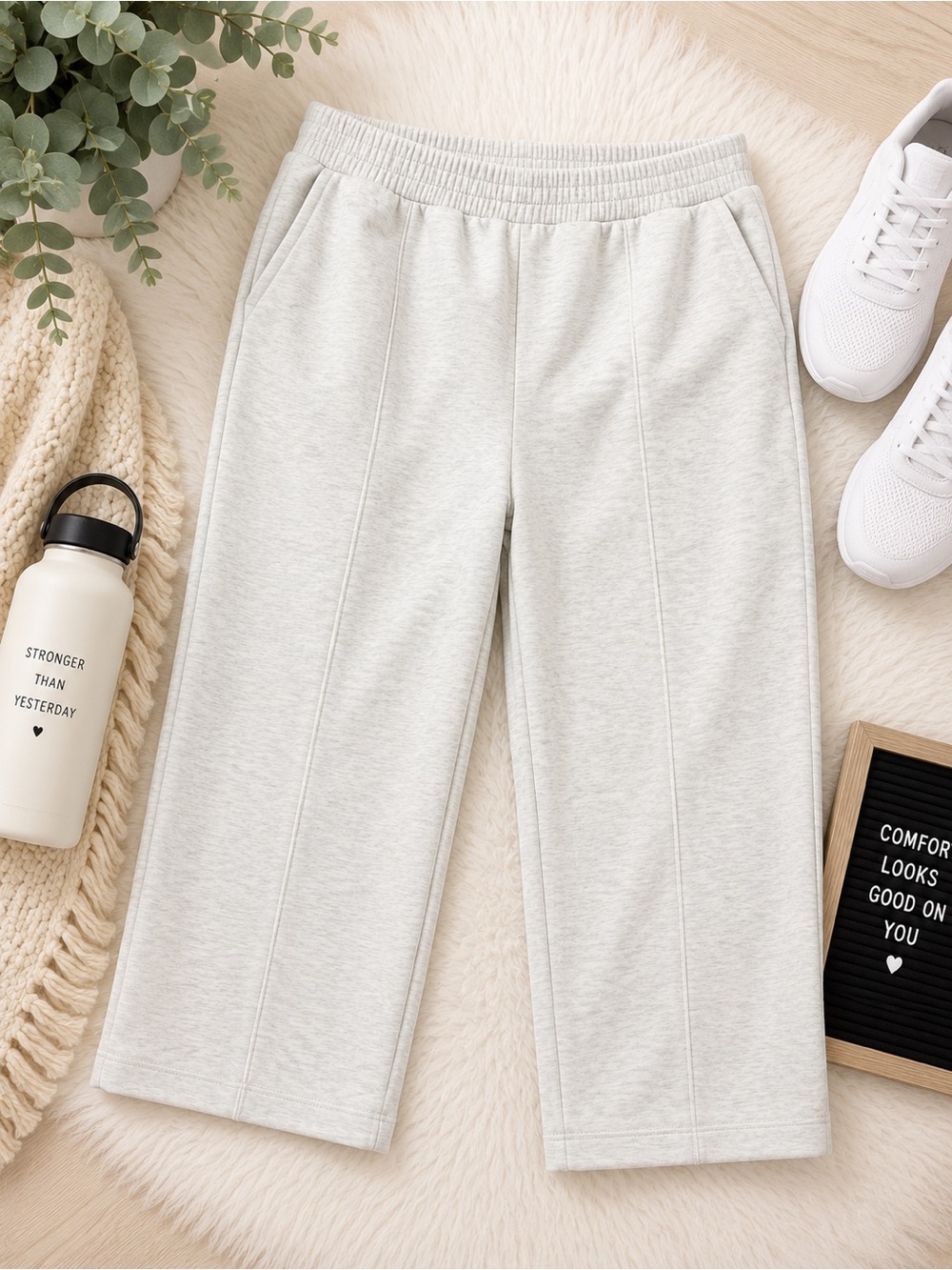 Old Navy Bounce Fleece off white  Wide-Leg Lounge Pants